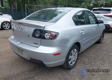 2008 Mazda Mazda3 I Sport из США, поврежденный, VIN JM1BK12F181101113